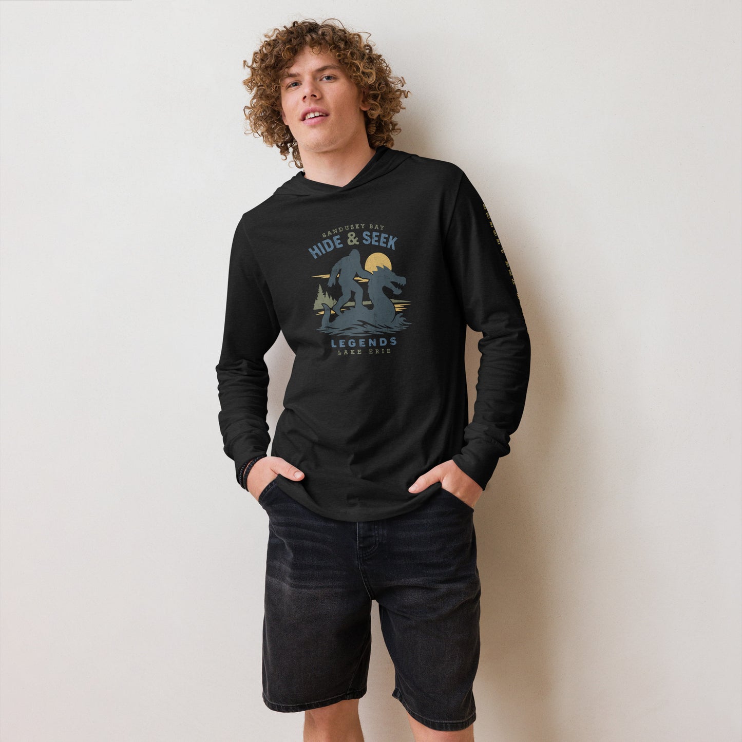 Catch the Legend - Hooded Long Sleeve Tee