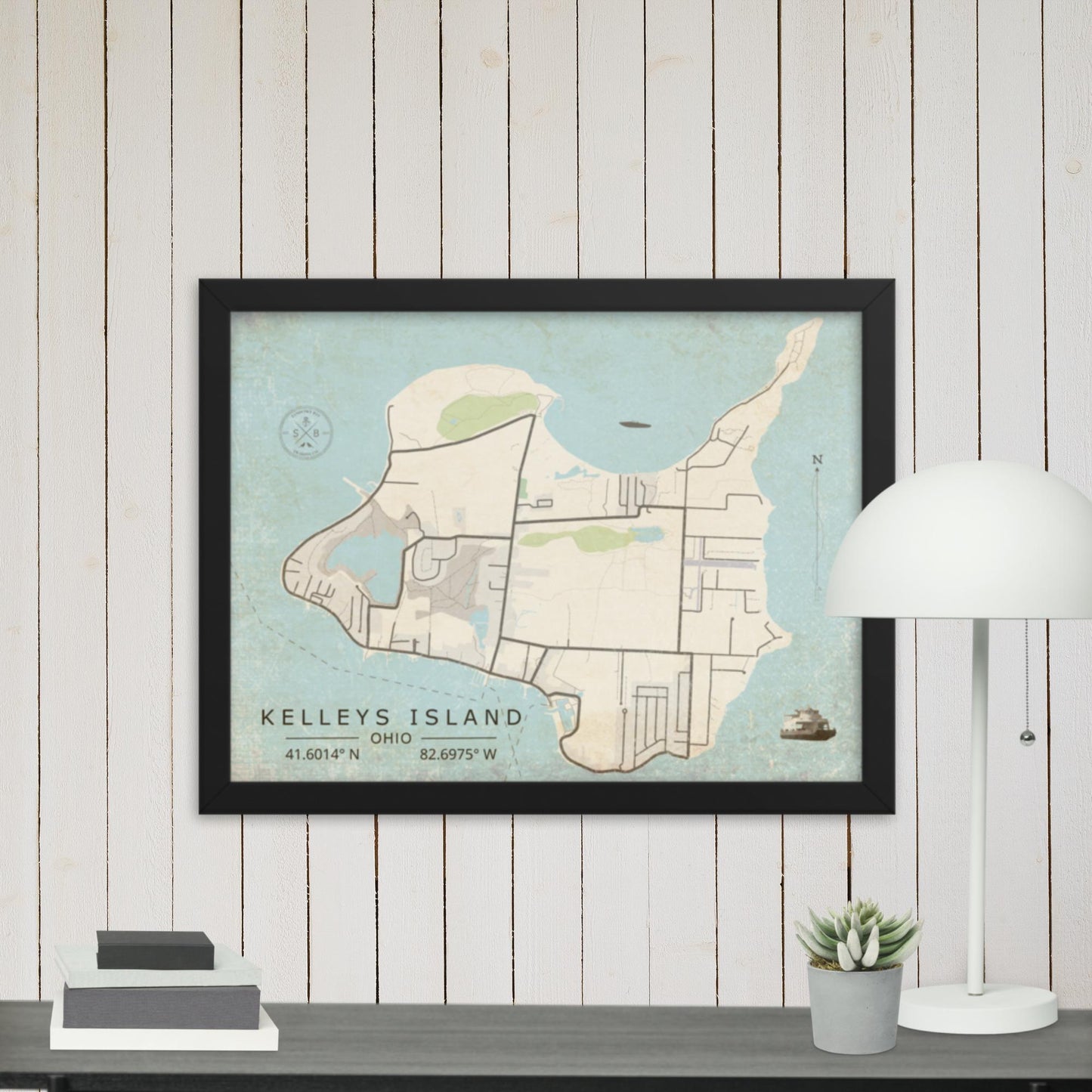 Kelleys Island, Ohio - Minimalist Map / Wall Art (Framed)