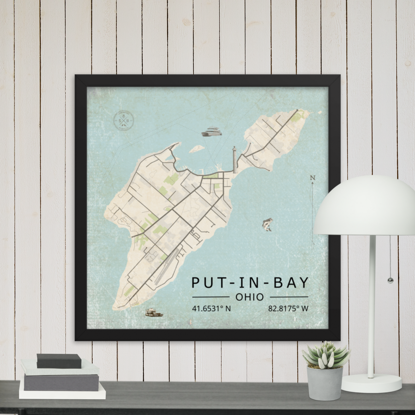 Put-in-Bay, Ohio - Minimalist Map / Wall Art (Framed)