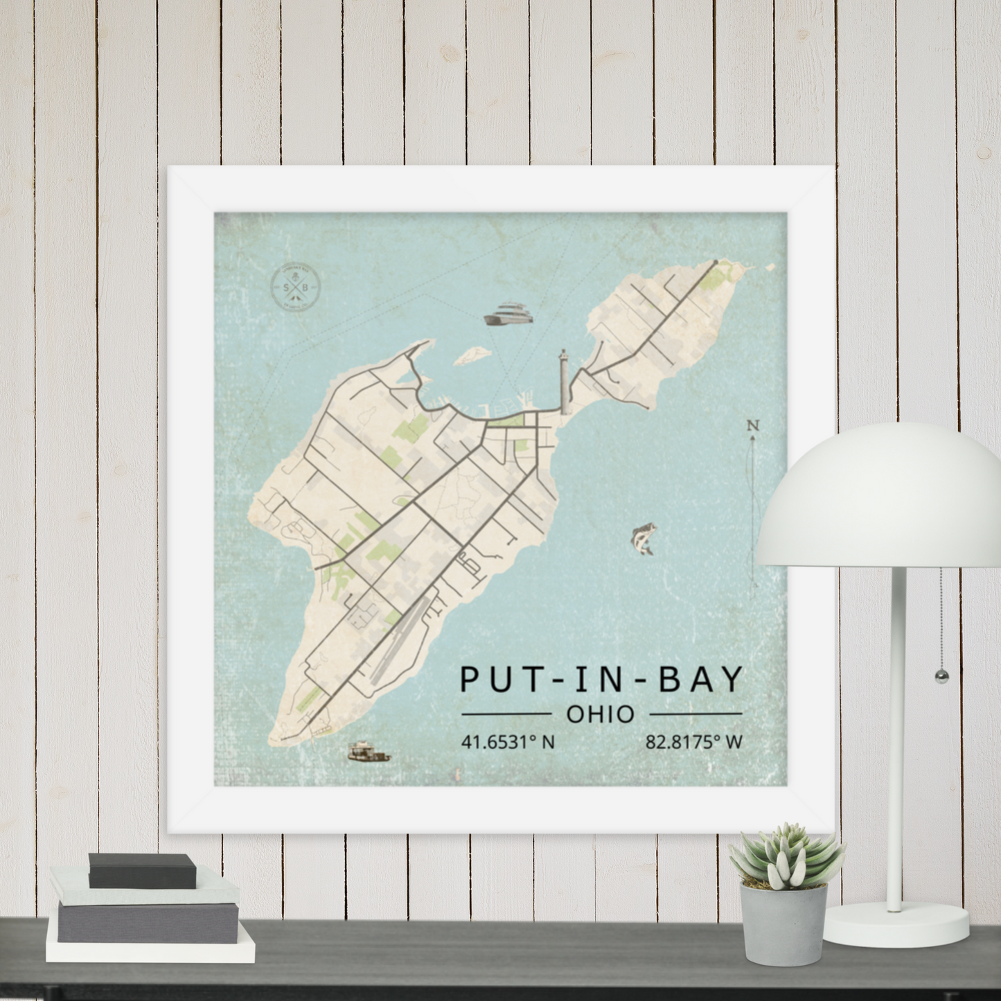 Put-in-Bay, Ohio - Minimalist Map / Wall Art (Framed)