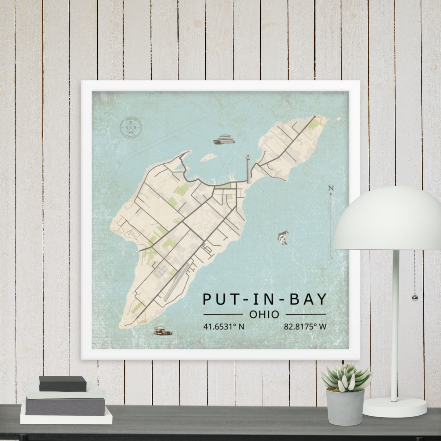 Put-in-Bay, Ohio - Minimalist Map / Wall Art (Framed)