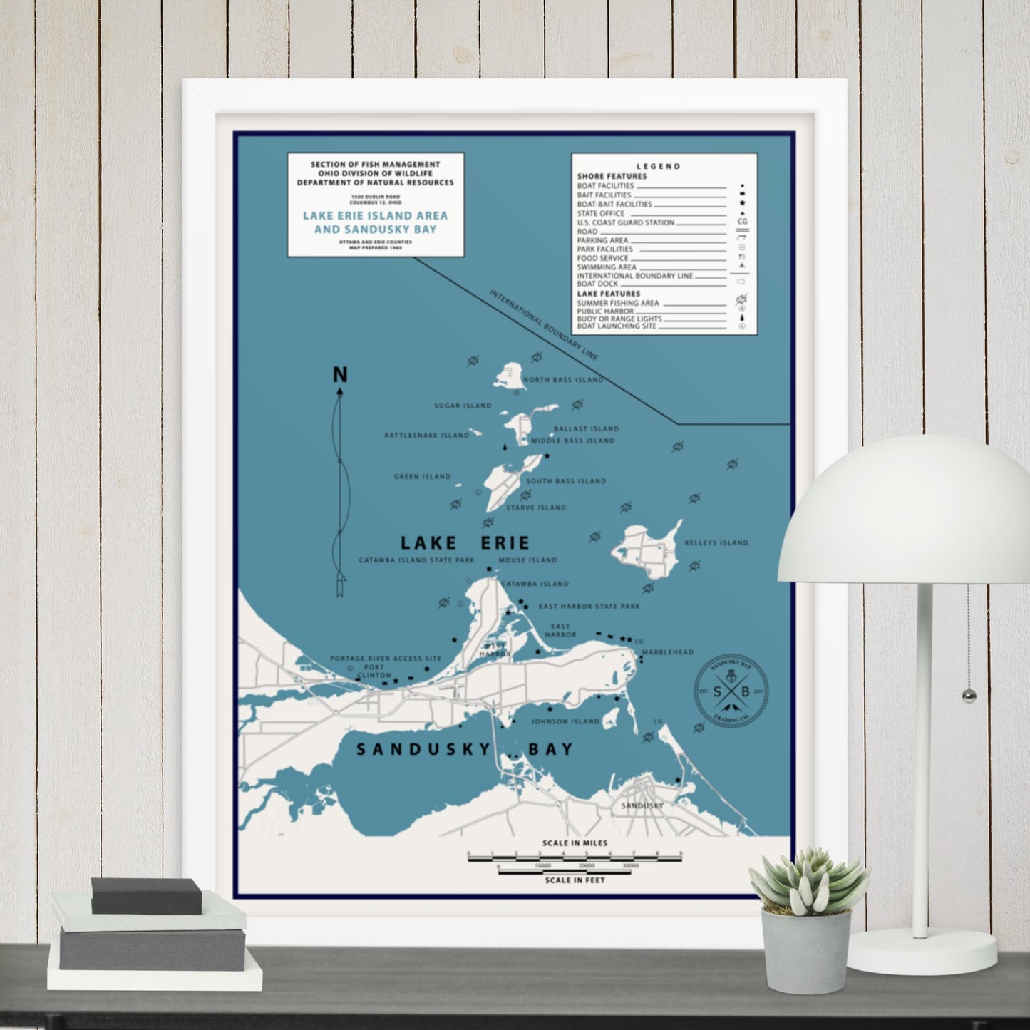 Sandusky Bay & Lake Erie Islands Vintage Map/Wall Art (Framed)