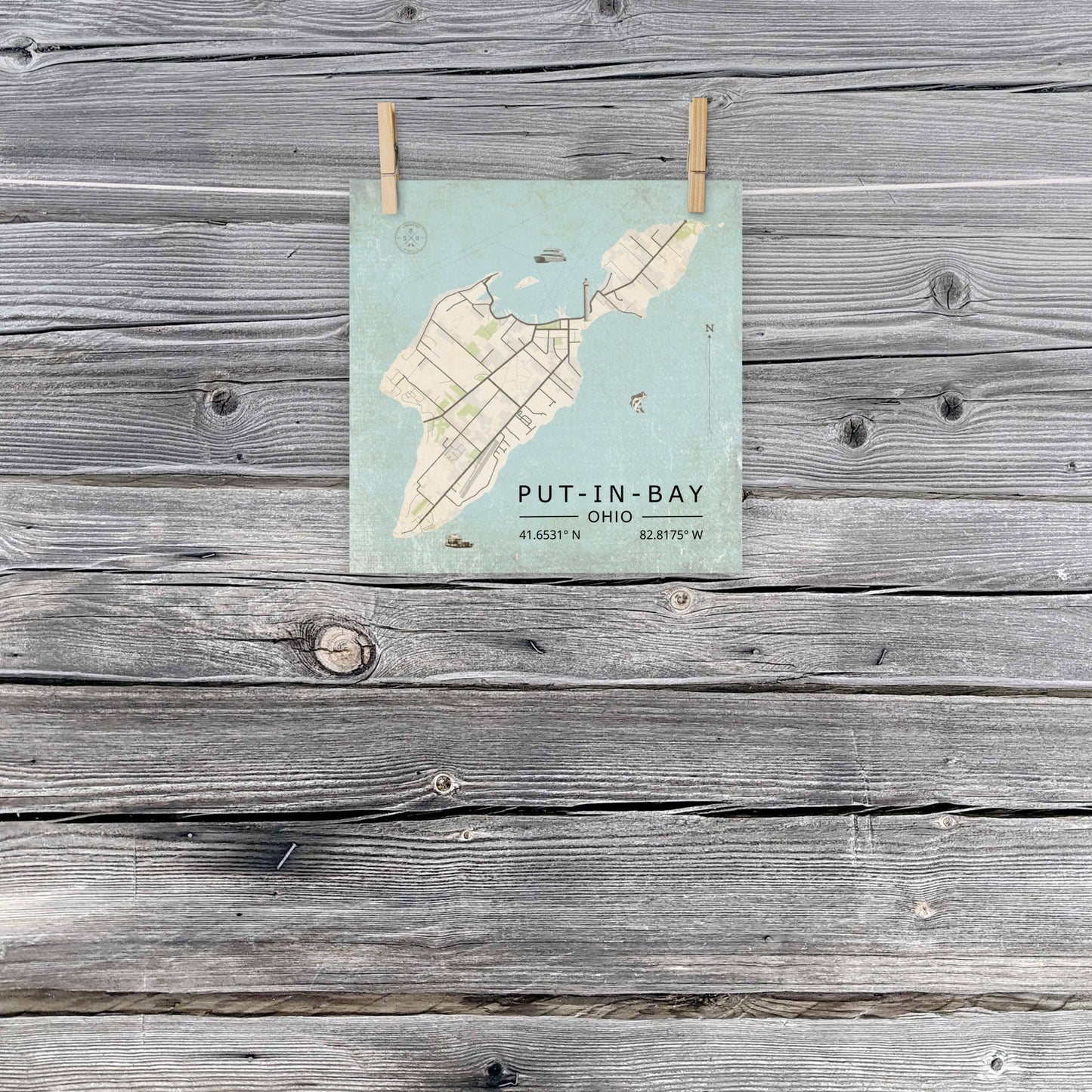 Put-in-Bay, Ohio - Minimalist Map / Wall Art (Unframed)