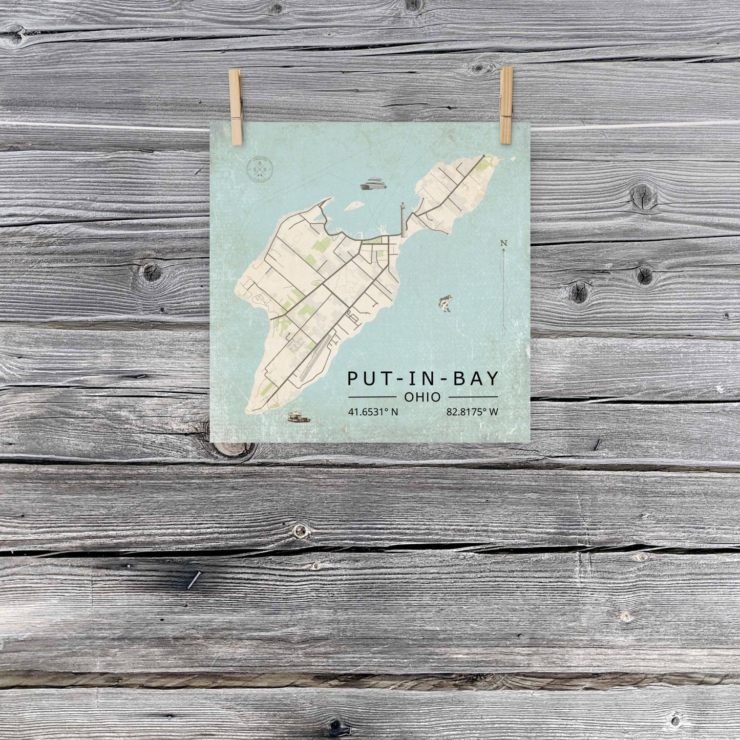 Put-in-Bay, Ohio - Minimalist Map / Wall Art (Unframed)