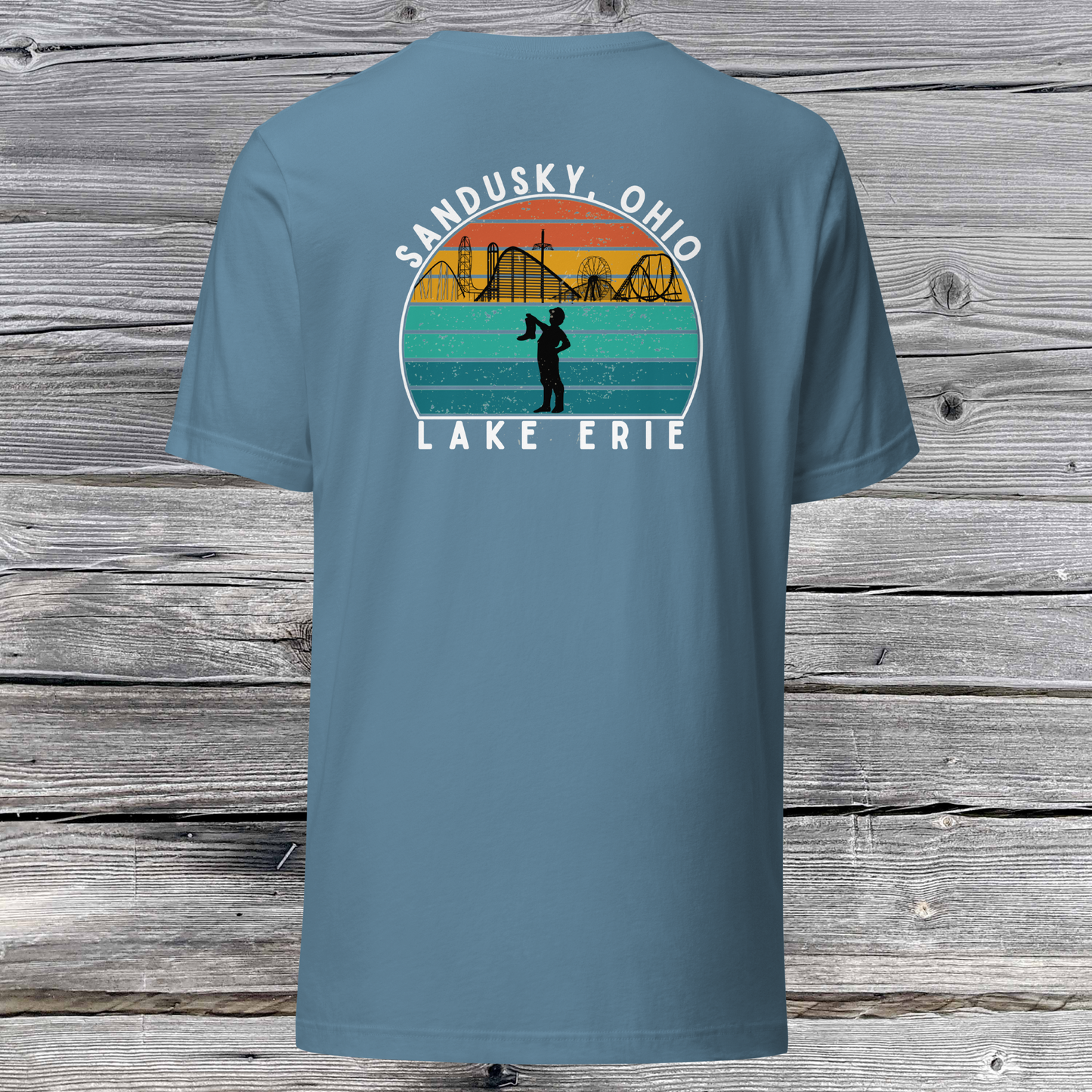 Sandusky, Ohio - Retro T-Shirt